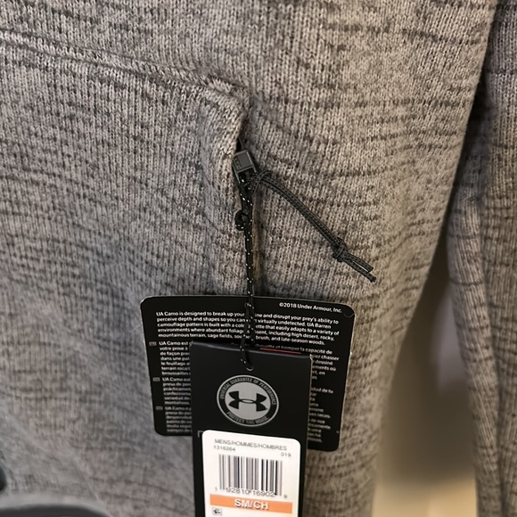 NWT Under Armour lightweight jacket - size Small - Picture 3 of 12